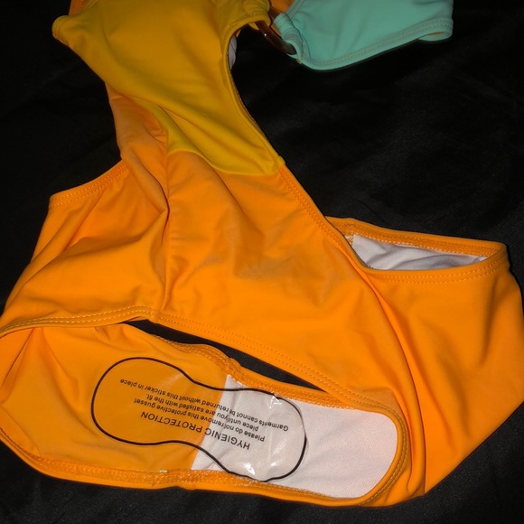 Boutique-Side Out SunnyD Colorblock Swimsuit - Picture 7 of 10